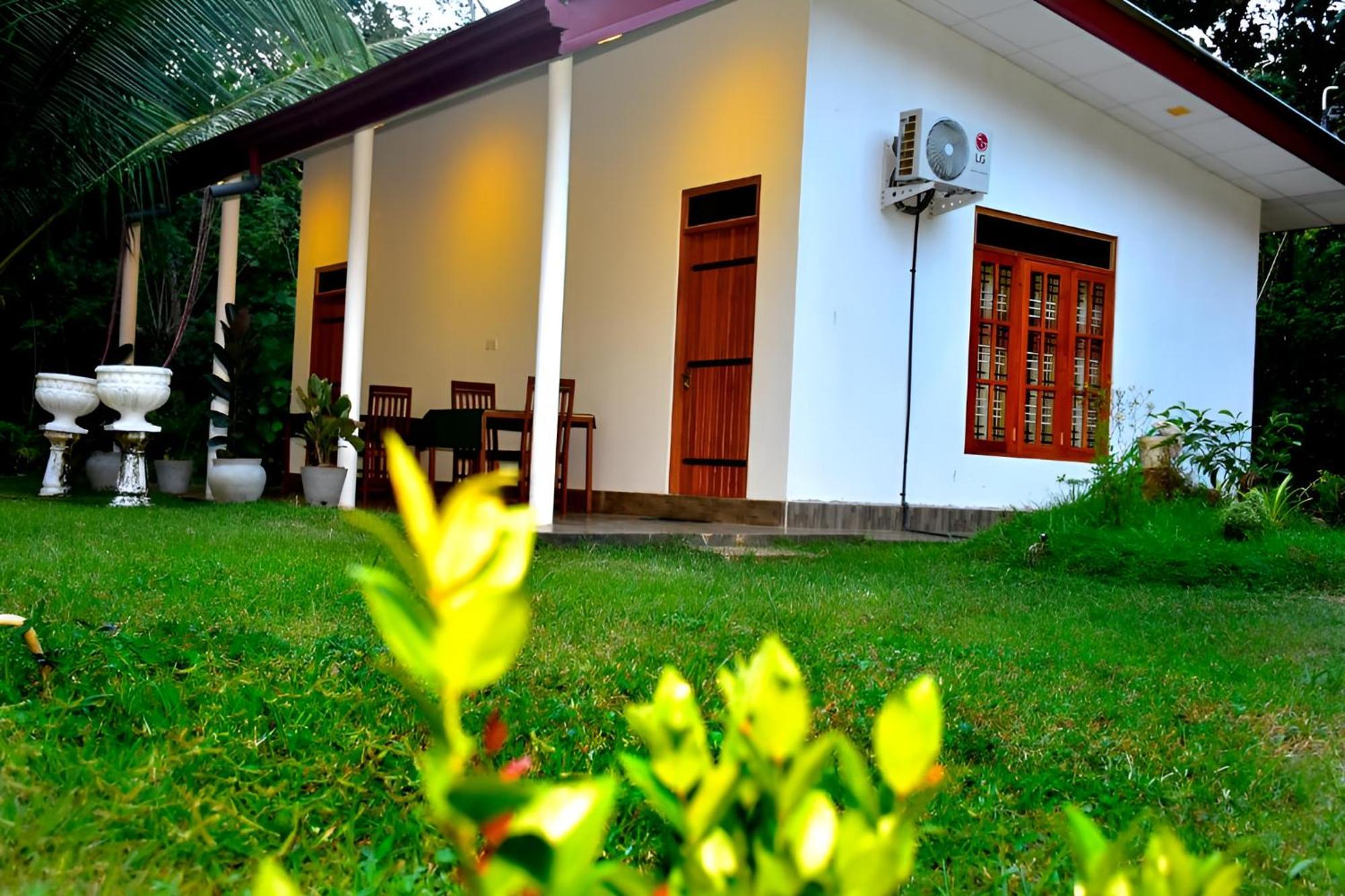 Little Ele Safari Lodge 达瓦拉维 外观 照片